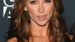"Secrets" From Jennifer Love Hewitt's New Dating Book